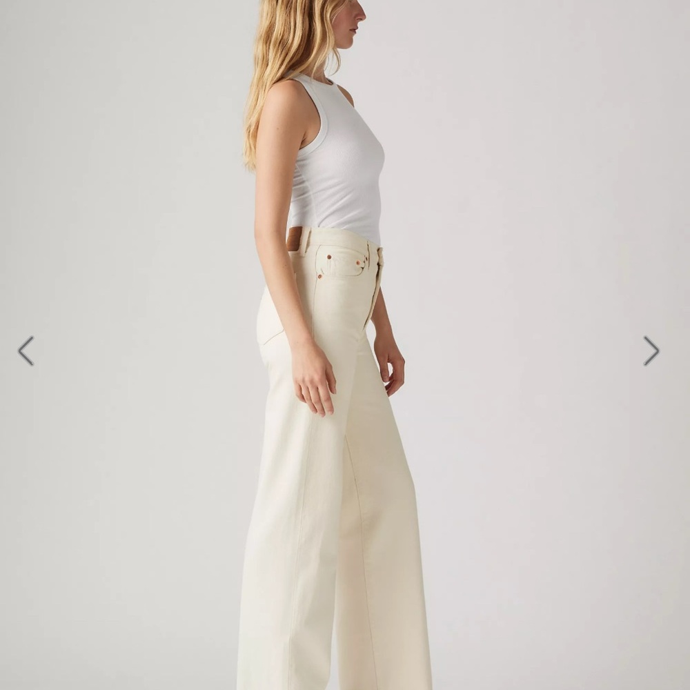 Levi’s Ribcage Wide Leg - Picture 2 of 3